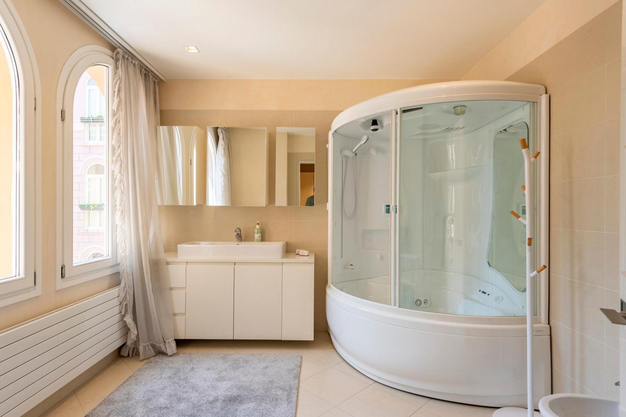 Apartment Life & View Luxury Riva del Garda